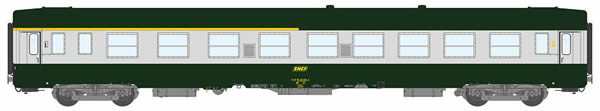 REE Modeles VB-202 - French SNCF Coach UIC A4B5 Green 302 / ALU, Yellow Logo Era IV